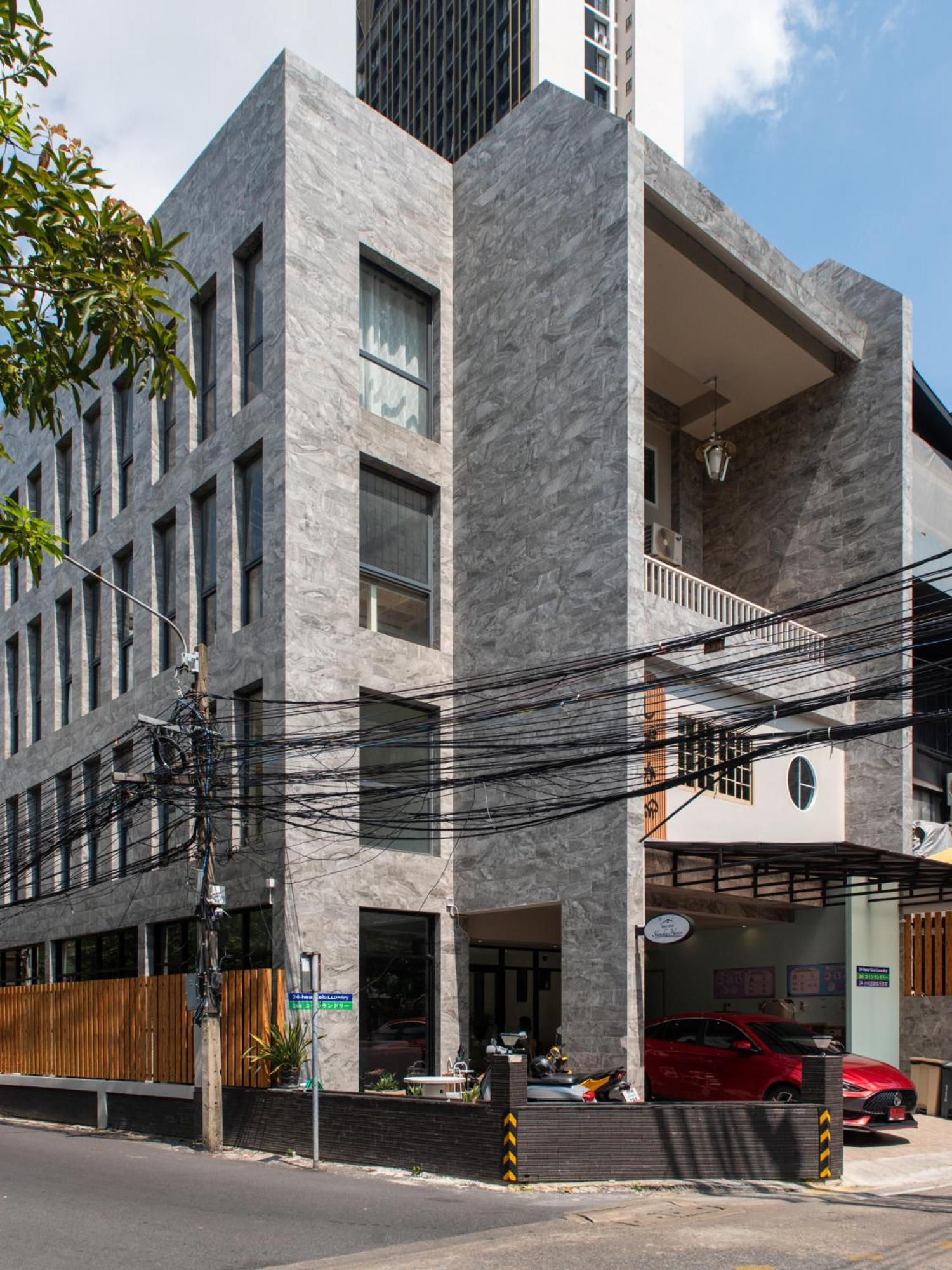 Shizuka House Hotel